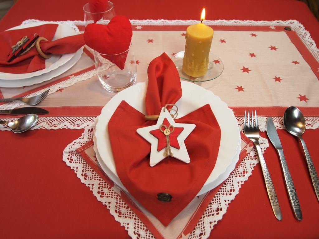 Bavlněný ubrus červený