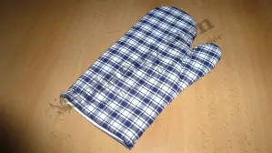 Chňapka s magnetem modrá kostka