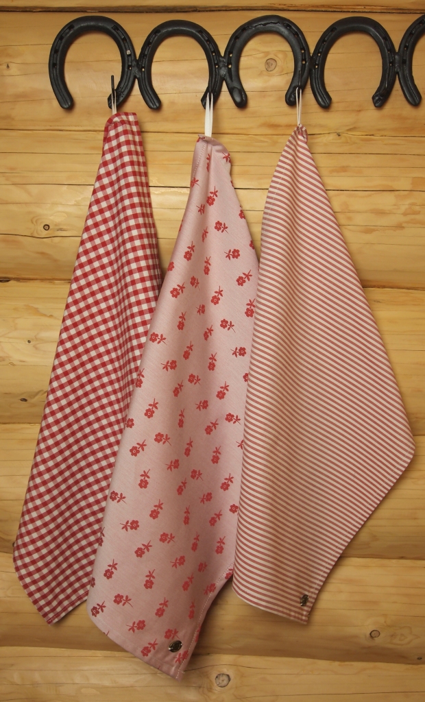 Utěrka na nádobí, červená kostička, kytička, proužek, bavlněná