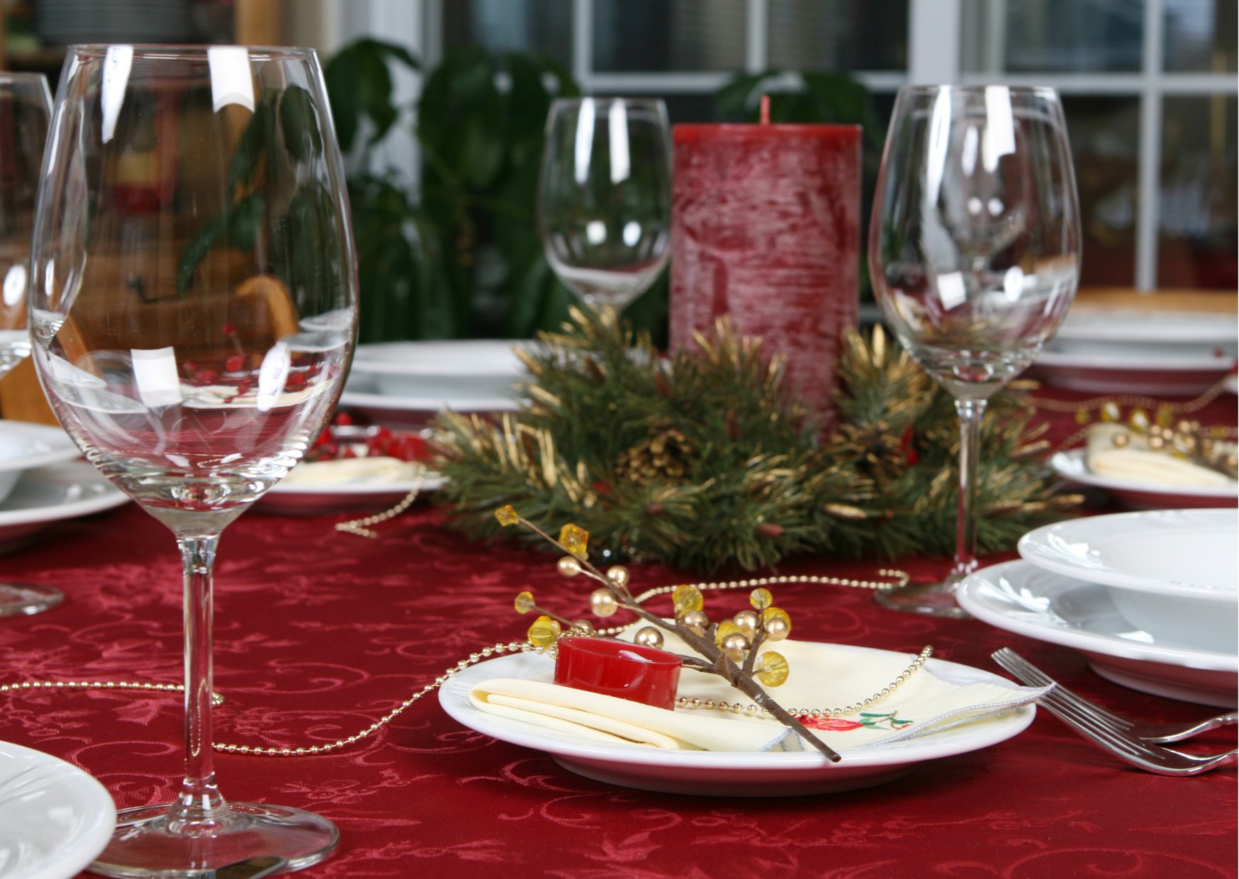 #vanocniubrusy#ubrusyvanocnimotiv#svatecniubrusy#vanoce#ateliersplnenysen#prostrenystul#vanocnistoly#prostiraninastul#svatecnistul#